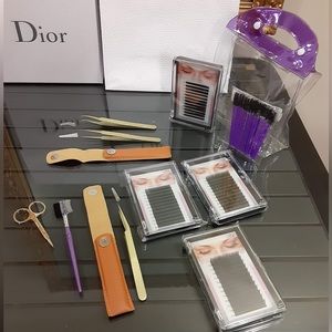 5$ NWT Eye Lash Artist Extension Kit